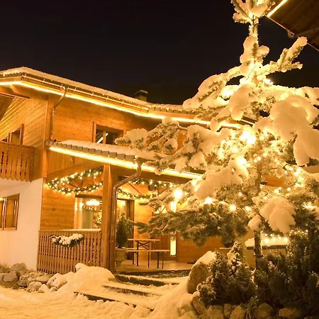 Guest house La Joly
